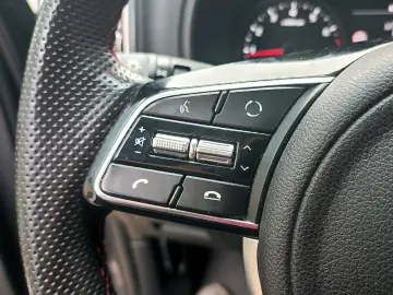 Kia Sportage 1.6 T-GDI 6MT 4x4 GT Line