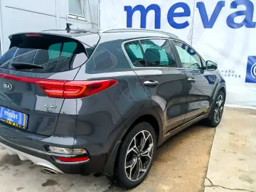 Kia Sportage 1.6 T-GDI 6MT 4x4 GT Line