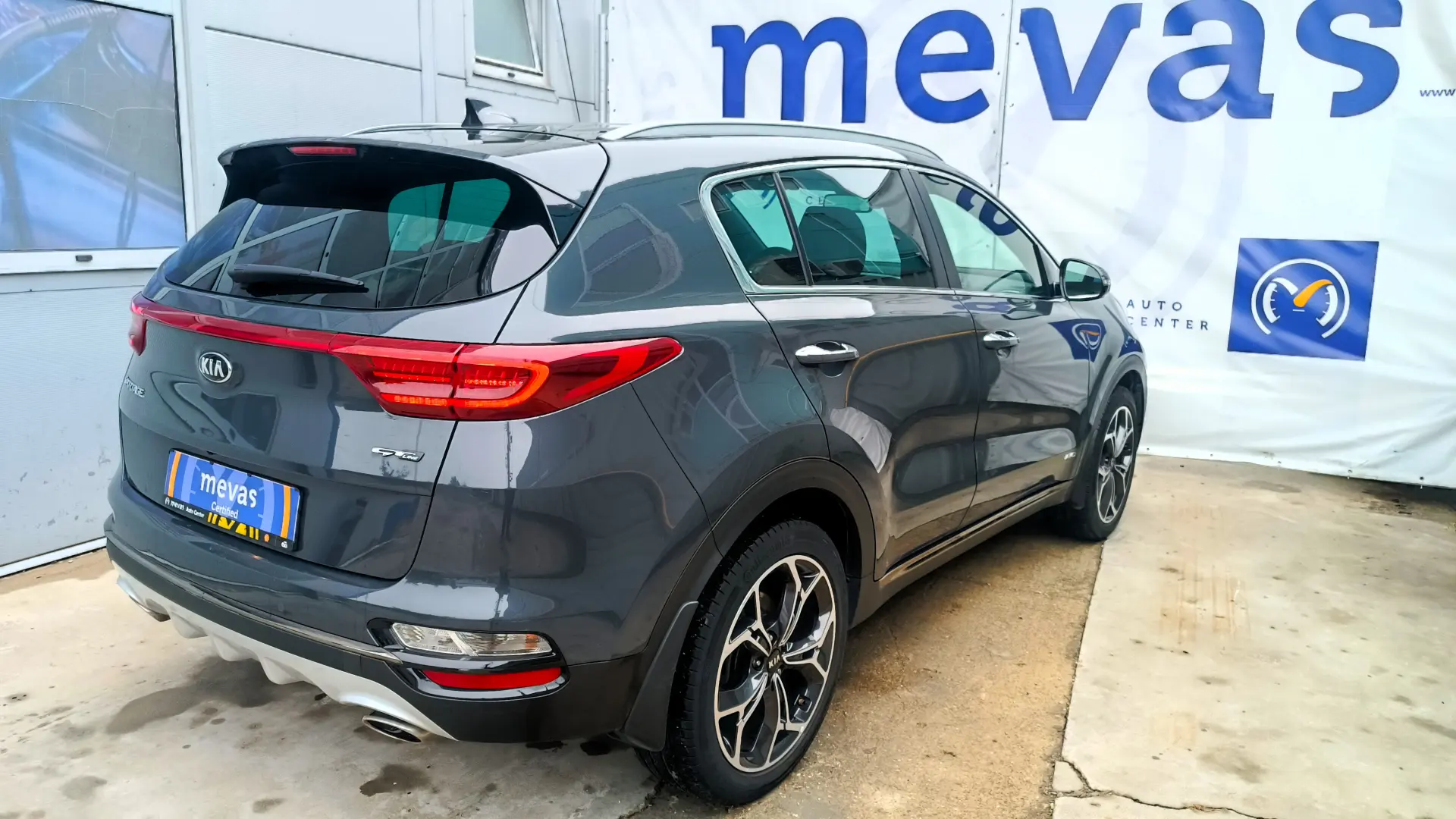 Kia Sportage 1.6 T-GDI 6MT 4x4 GT Line