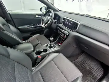 Kia Sportage 1.6 T-GDI 6MT 4x4 GT Line