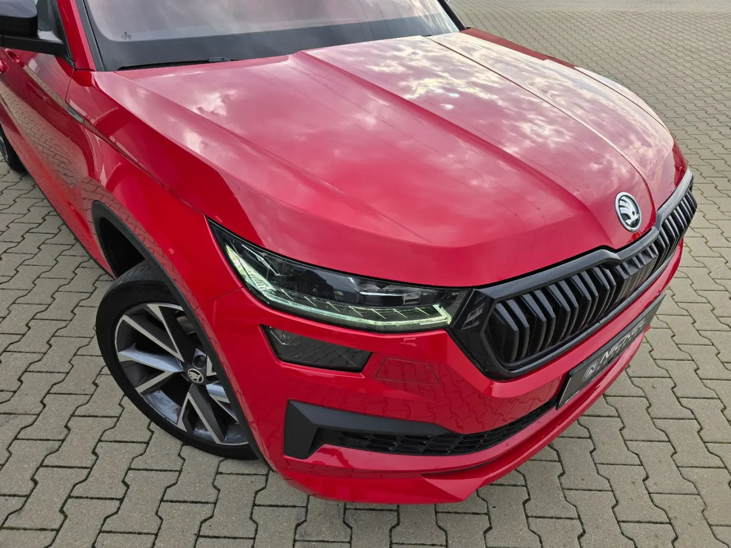 Skoda Kodiaq Sportline 4x4 Pano 360  Acc Matrix