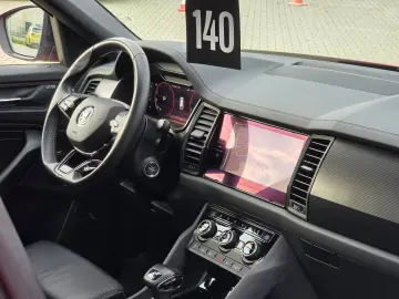 Skoda Kodiaq Sportline 4x4 Pano 360  Acc Matrix