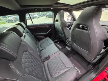 Skoda Kodiaq Sportline 4x4 Pano 360  Acc Matrix