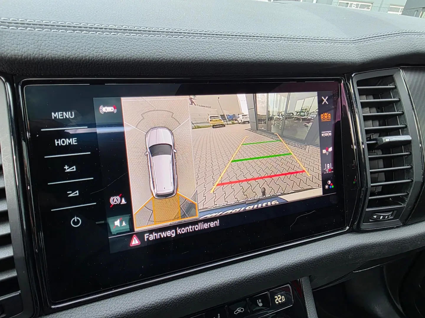 Skoda Kodiaq Sportline 4x4 Pano 360  Acc Matrix