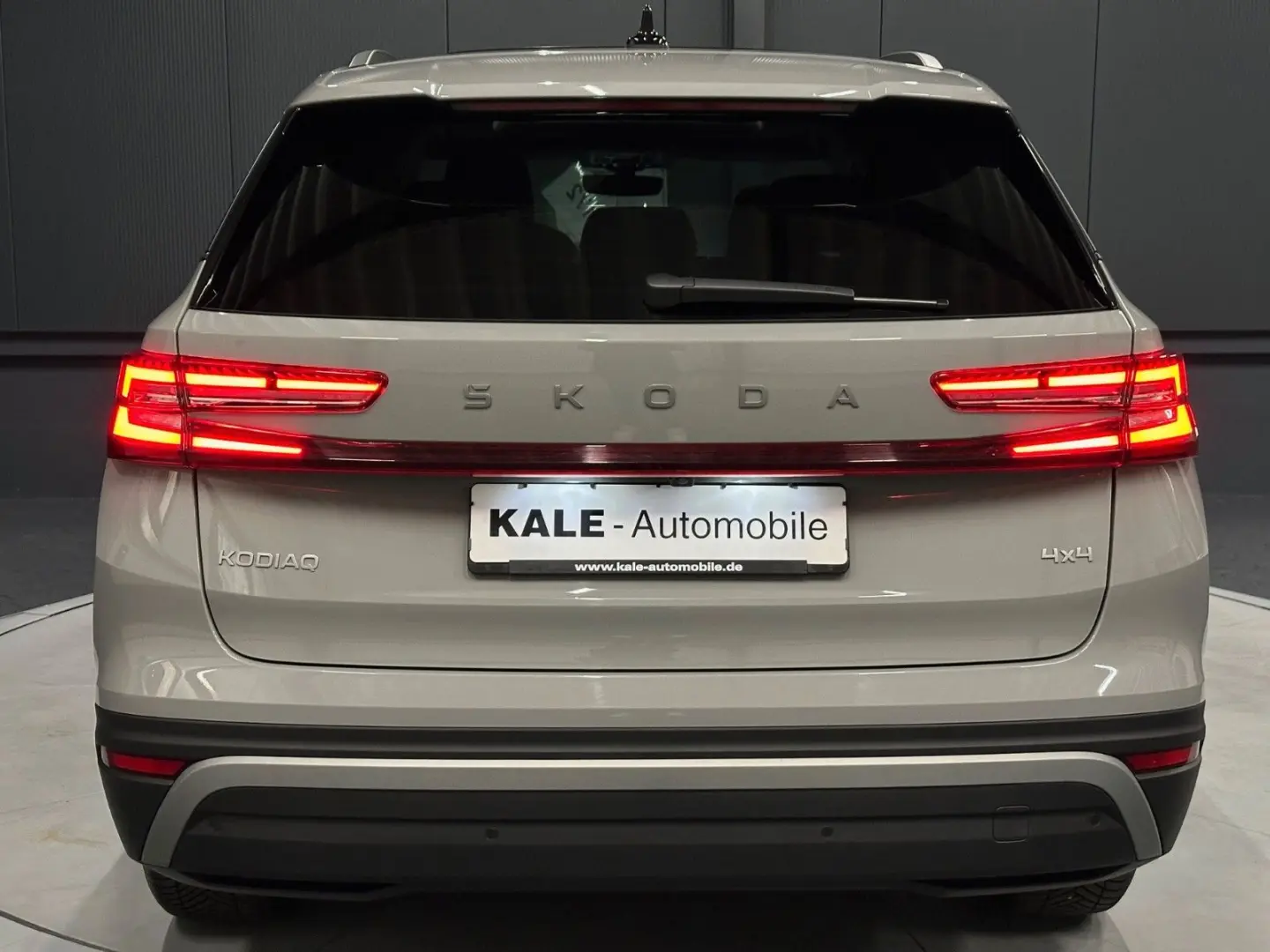 Skoda Kodiaq 2.0 TDI 142kW 4x4 Selection PANORAMA HUD