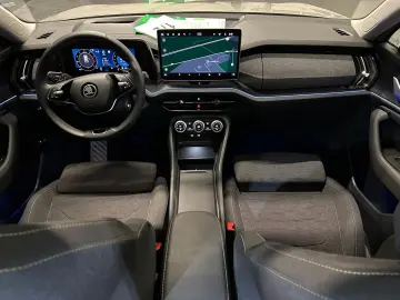 Skoda Kodiaq 2.0 TDI 142kW 4x4 Selection PANORAMA HUD