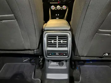 Skoda Kodiaq 2.0 TDI 142kW 4x4 Selection PANORAMA HUD