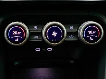 Skoda Kodiaq 2.0 TDI 4x4 DSG Selection Matrix