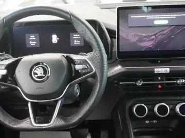 Skoda Kodiaq 2.0 TDI 4x4 Selection ACC AHK STHZ 7-SITZ