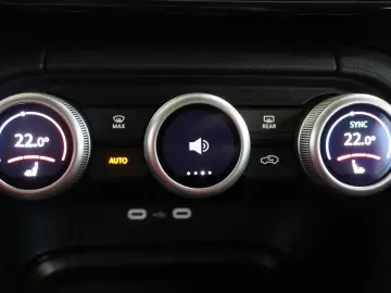 Skoda Kodiaq 2.0 TDI 4x4 Selection ACC AHK STHZ 7-SITZ