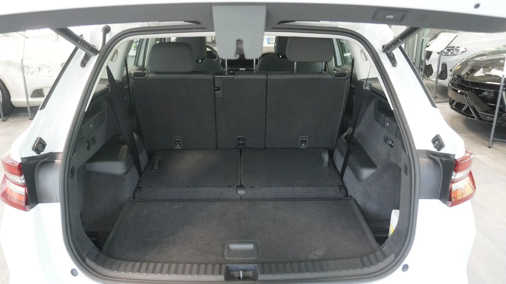 Skoda Kodiaq 2.0 TDI 4x4 Selection ACC AHK STHZ 7-SITZ