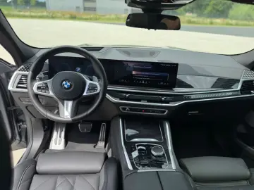 BMW X6 40xd M Sport Pro -SkyLounge-HUD-H&K-360Ka
