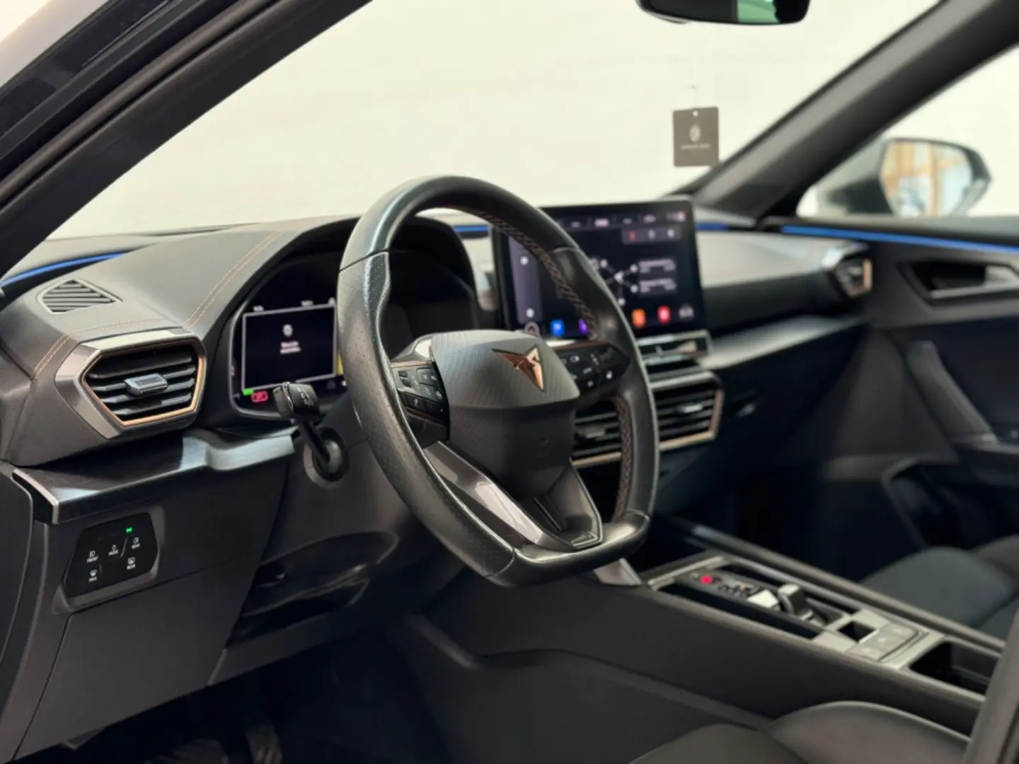 Formentor 1.5 TSI/NAVI/KAMERA/SHZ/AMBIE/ACC/PDC