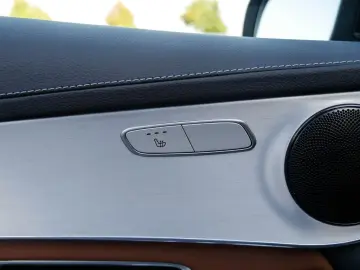 GLC 300 de 4M Coupe