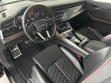 RSQ8 TFSI qu. tiptr. AHZV+AIR+B&O+RS AGA+MATRX