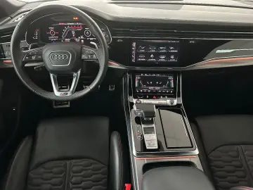 RSQ8 TFSI qu. tiptr. AHZV+AIR+B&O+RS AGA+MATRX