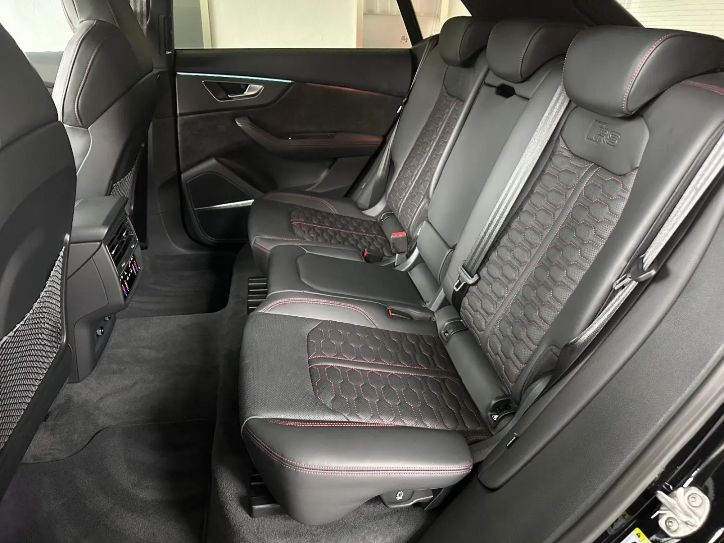RSQ8 TFSI qu. tiptr. AHZV+AIR+B&O+RS AGA+MATRX