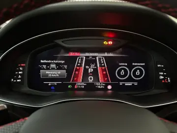 RSQ8 TFSI qu. tiptr. AHZV+AIR+B&O+RS AGA+MATRX