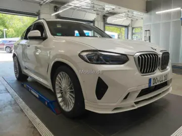 XD4 3.0 Navi Leder Panoramadach LED Scheinwerfer