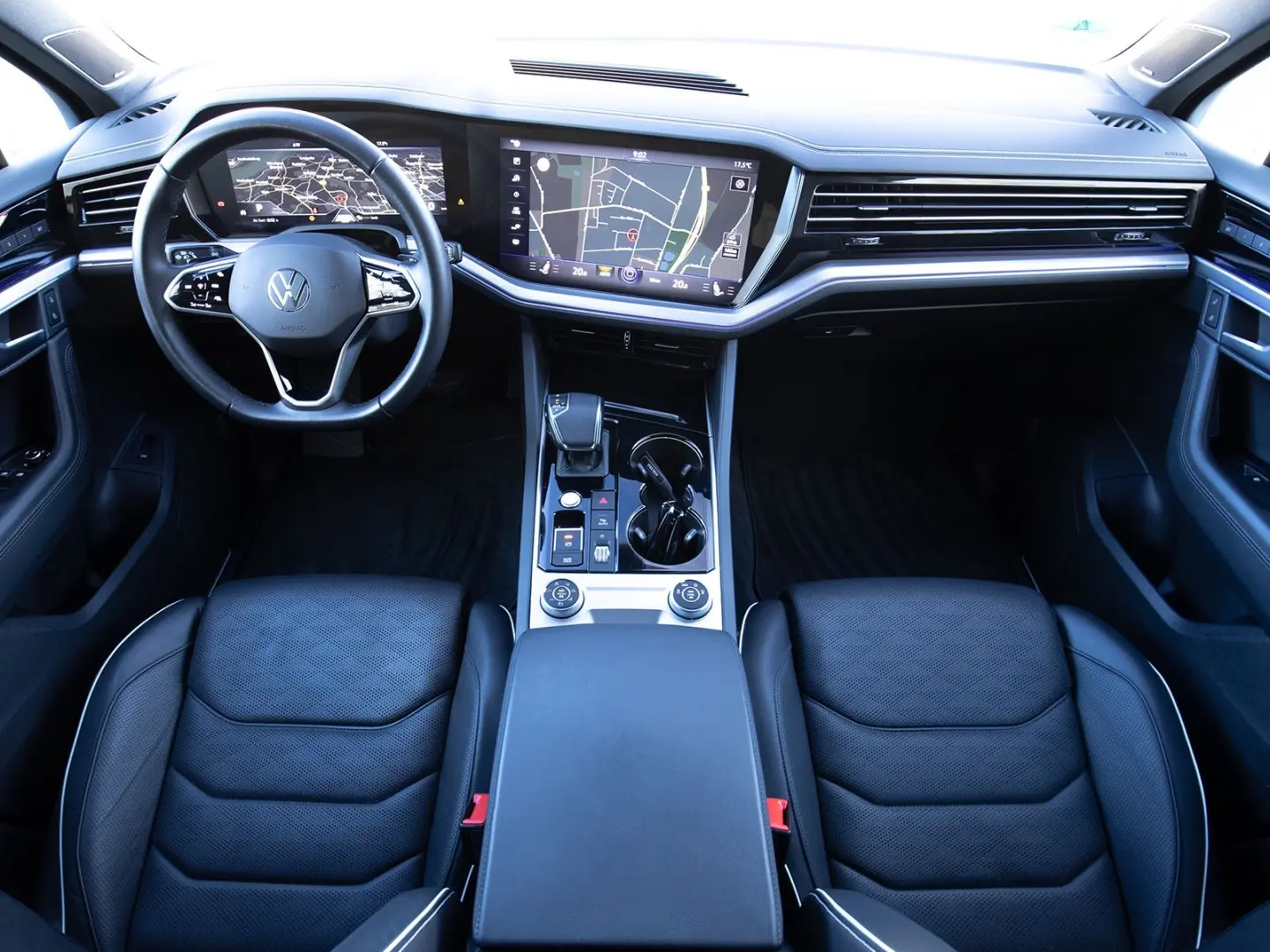 Touareg Elegance HuD Matrix 360°StandHz.AIR Memo