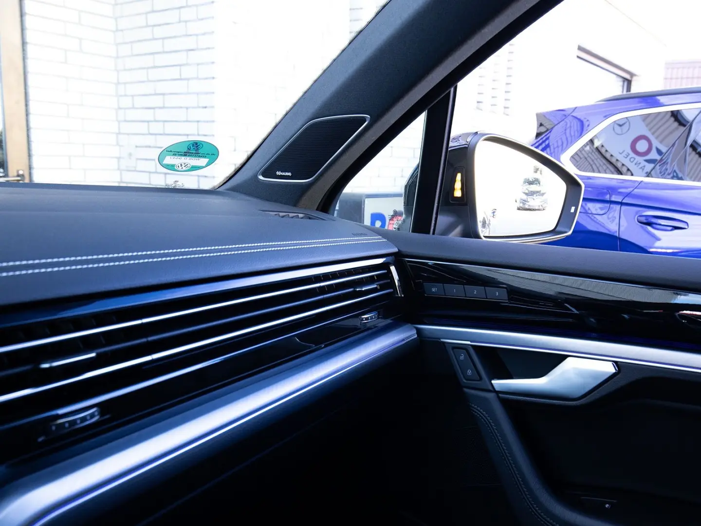 Touareg Elegance HuD Matrix 360°StandHz.AIR Memo