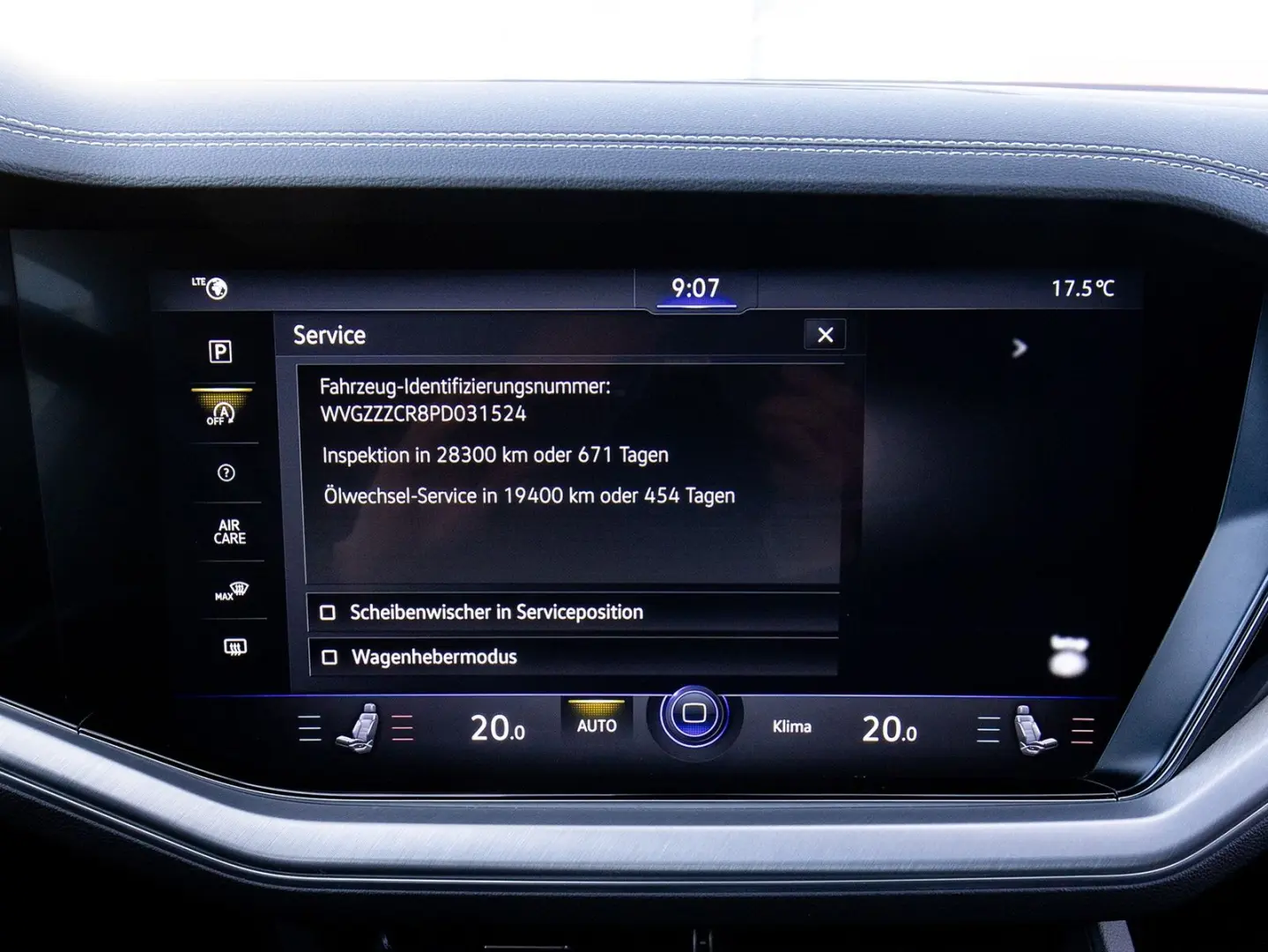 Touareg Elegance HuD Matrix 360°StandHz.AIR Memo
