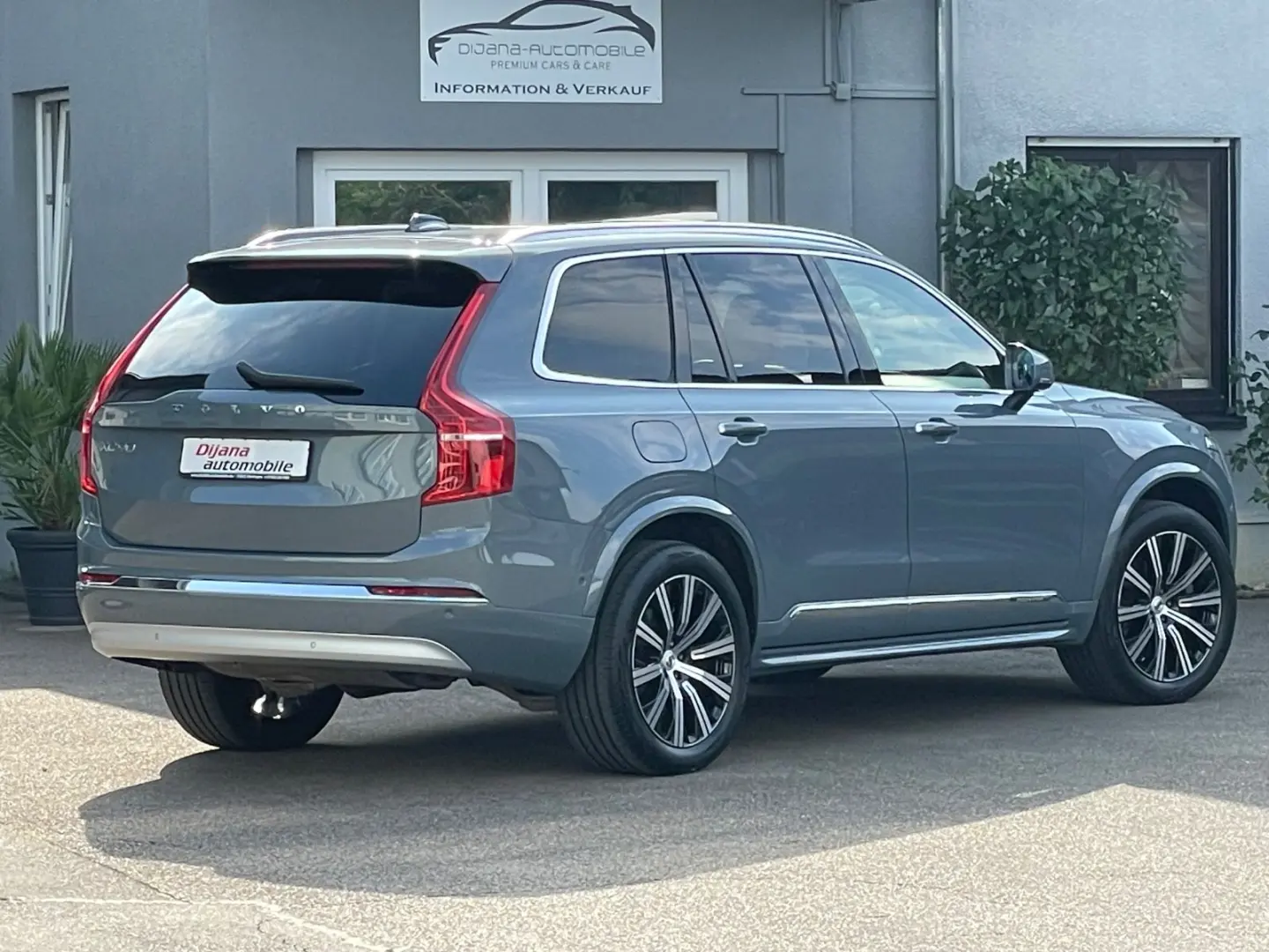XC90 T8 Inscription EDITION Pano HUD Bowers TOP!