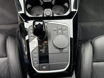 X3 xDrive30e Sport eSitze 97% Akku HeadUp Laser 