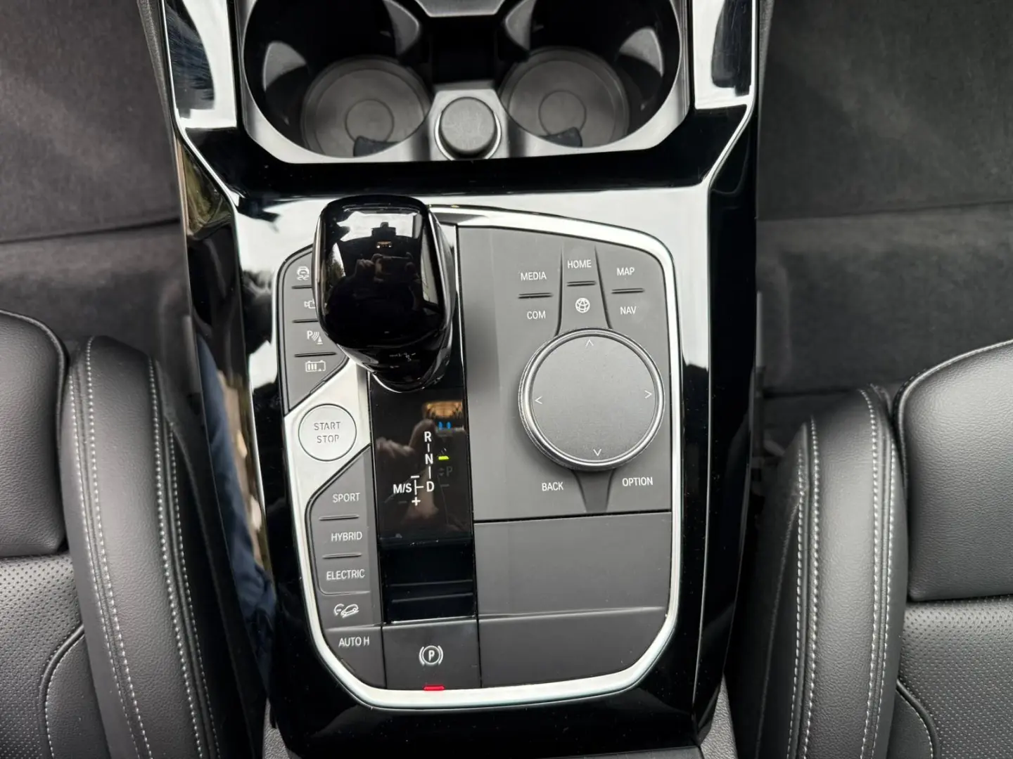 X3 xDrive30e Sport eSitze 97% Akku HeadUp Laser 