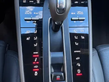 Macan S Pano Luft PDLS Memo ACC Key 20