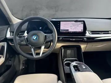 X1 xDrive30e xLine 18''LC PROF AHK HuD SPORTSITZ