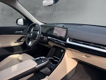 X1 xDrive30e xLine 18''LC PROF AHK HuD SPORTSITZ