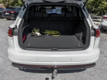Touareg  R 3.0 TSI eHybrid 4Motion R LUFTFEDERUN