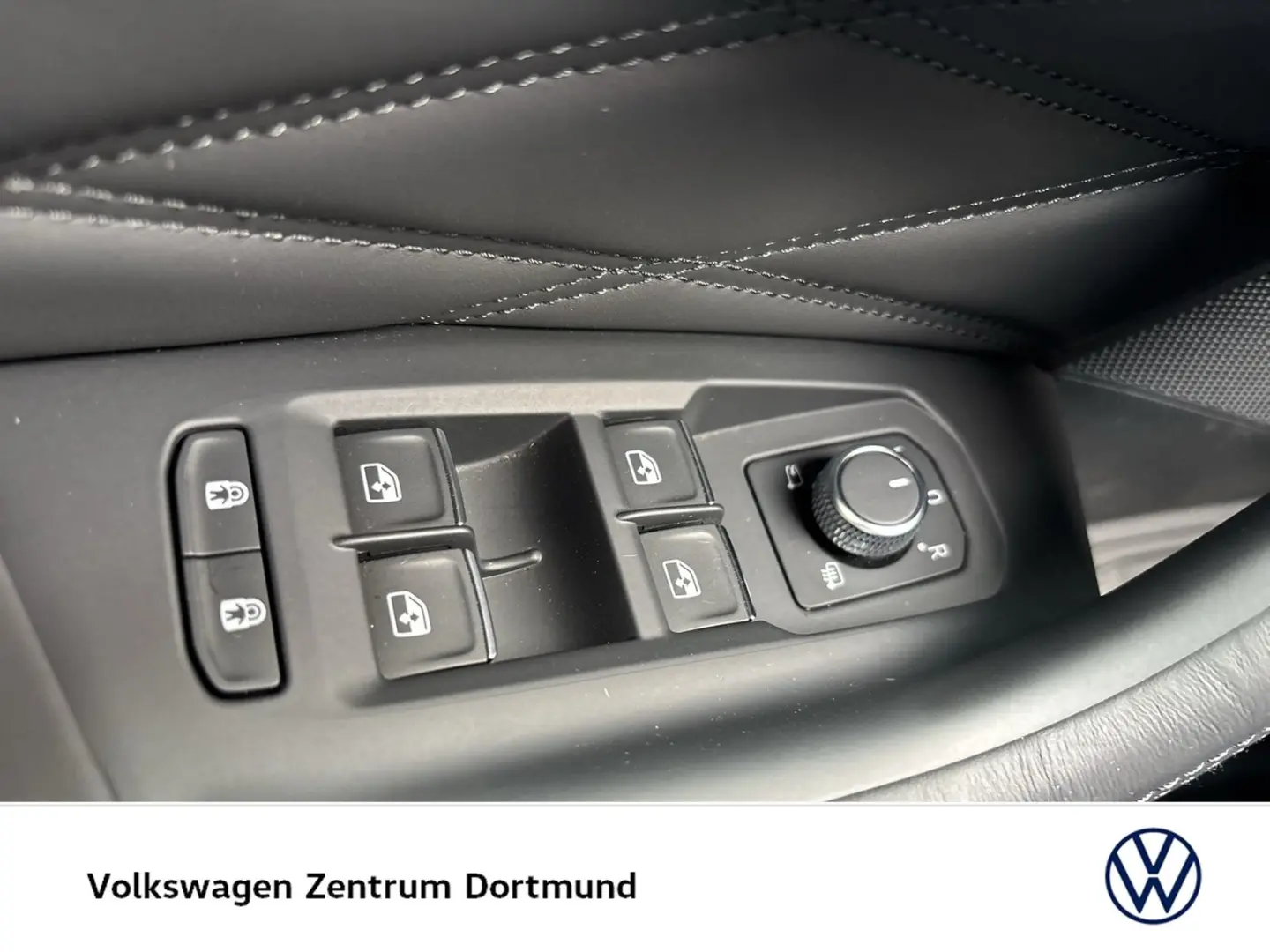 Touareg HYBRID R NEUES MODELL PANO 360°CAM LM21
