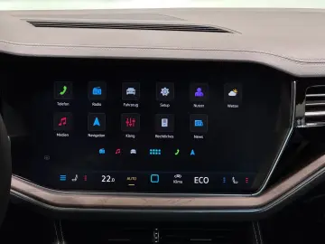 Touareg Elegance V6 eHybrid | IQ.LIGHT PANO 360°