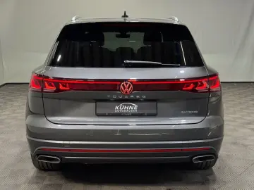 Touareg Elegance V6 eHybrid | IQ.LIGHT PANO 360°