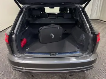 Touareg Elegance V6 eHybrid | IQ.LIGHT PANO 360°