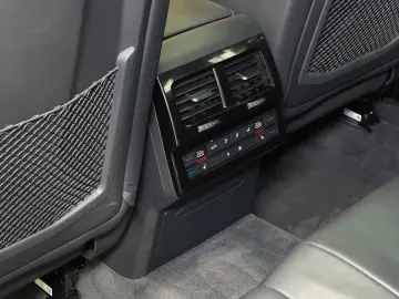Touareg Elegance V6 eHybrid | IQ.LIGHT PANO 360°