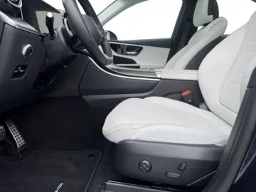 GLC 300 e AMG Line 4Matic DIGITAL LIGHT NAVI 20'
