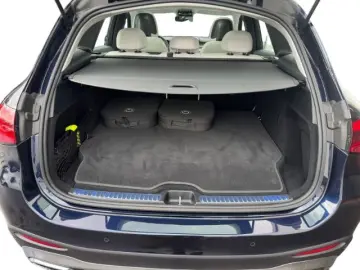 GLC 300 e AMG Line 4Matic DIGITAL LIGHT NAVI 20'