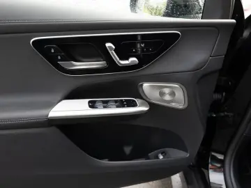 GLC 400 e 4M AMG-Sport/Pano/Burm/AHK/Night/Distr