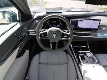 BMW 740d xDrive M Sport Pro Gran Lusso