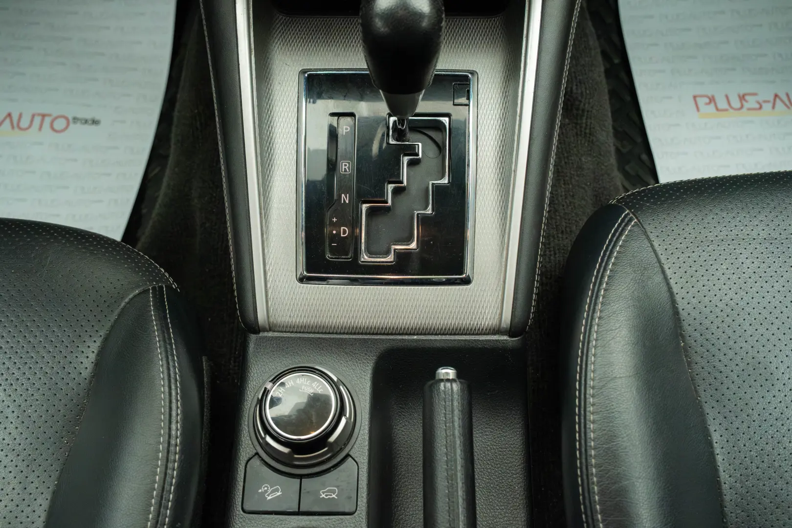 Mitsubishi L200 Double Cab 2.2 DI-D A/T Instyle