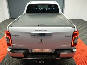 Mitsubishi L200 Double Cab 2.2 DI-D A/T Instyle