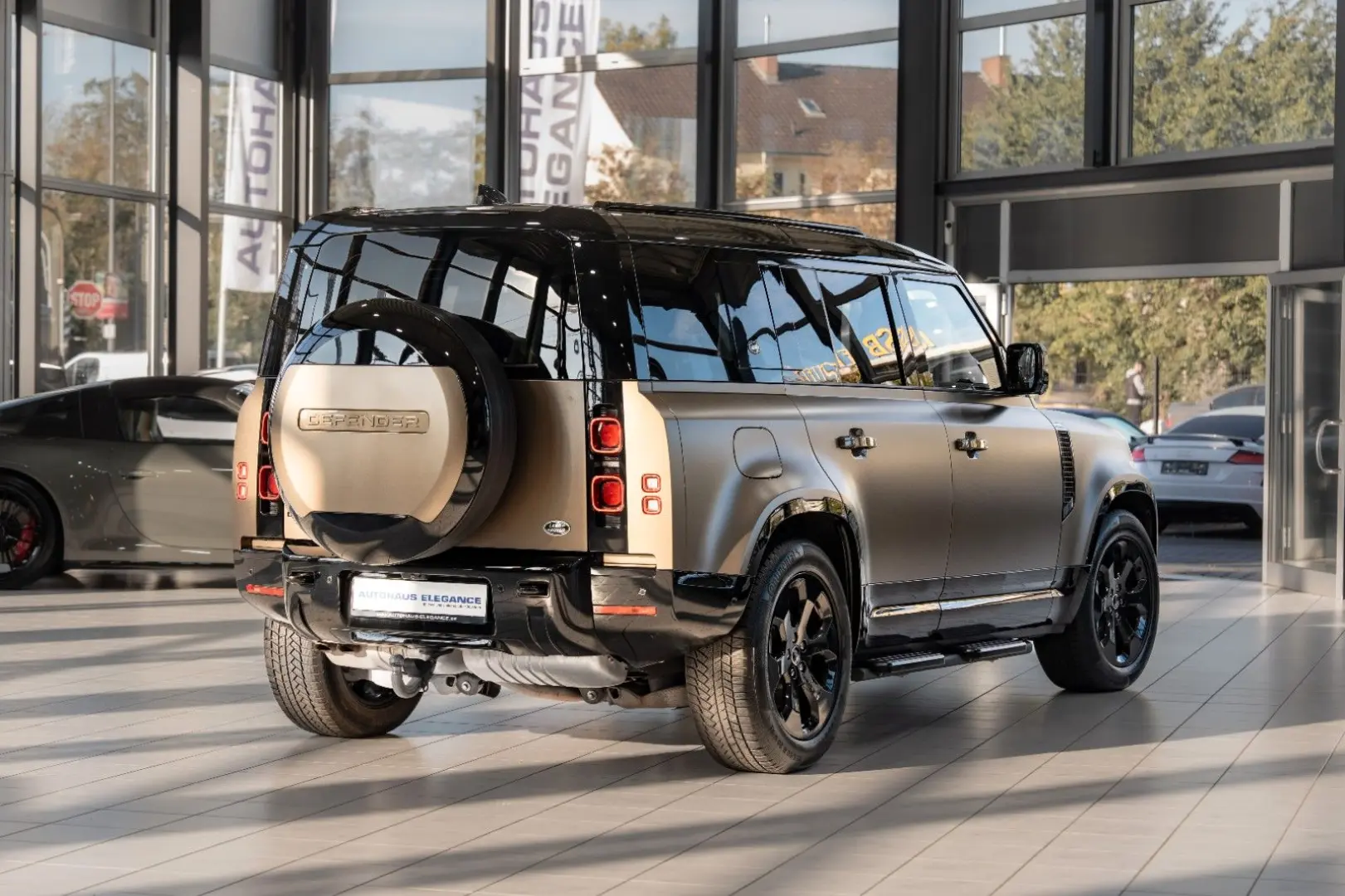 Defender 110 X-Dynamic HSE*MERIDIAN*HUD*14-WEGE*