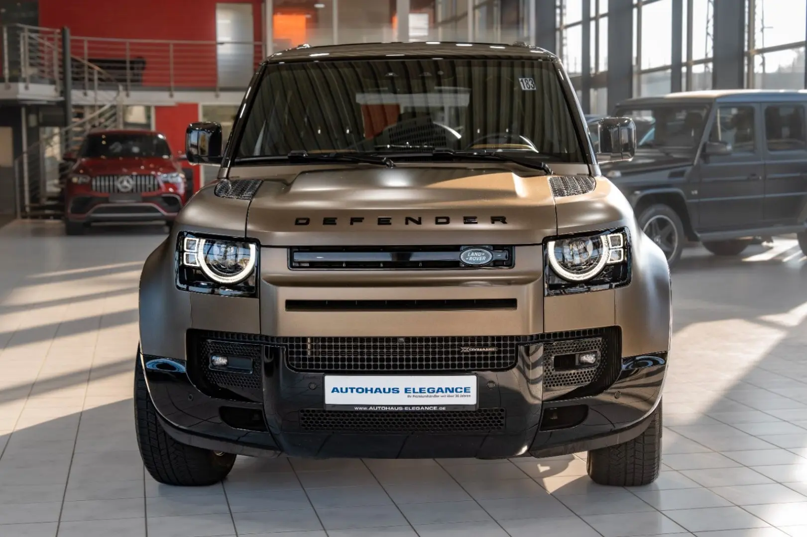 Defender 110 X-Dynamic HSE*MERIDIAN*HUD*14-WEGE*