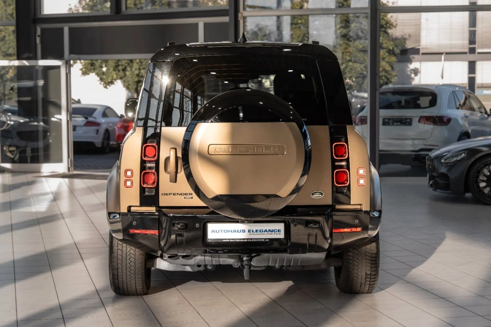 Defender 110 X-Dynamic HSE*MERIDIAN*HUD*14-WEGE*