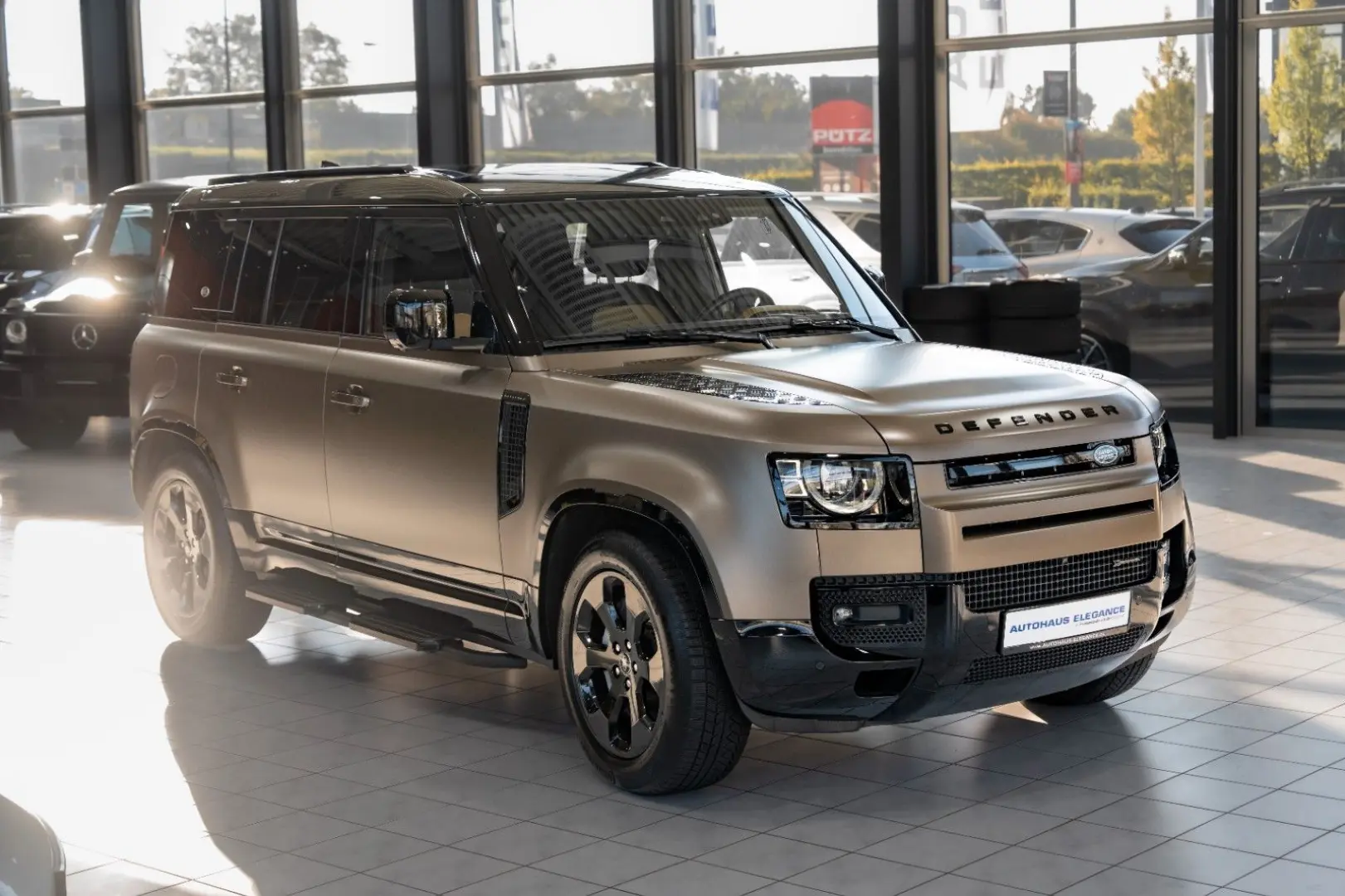 Defender 110 X-Dynamic HSE*MERIDIAN*HUD*14-WEGE*