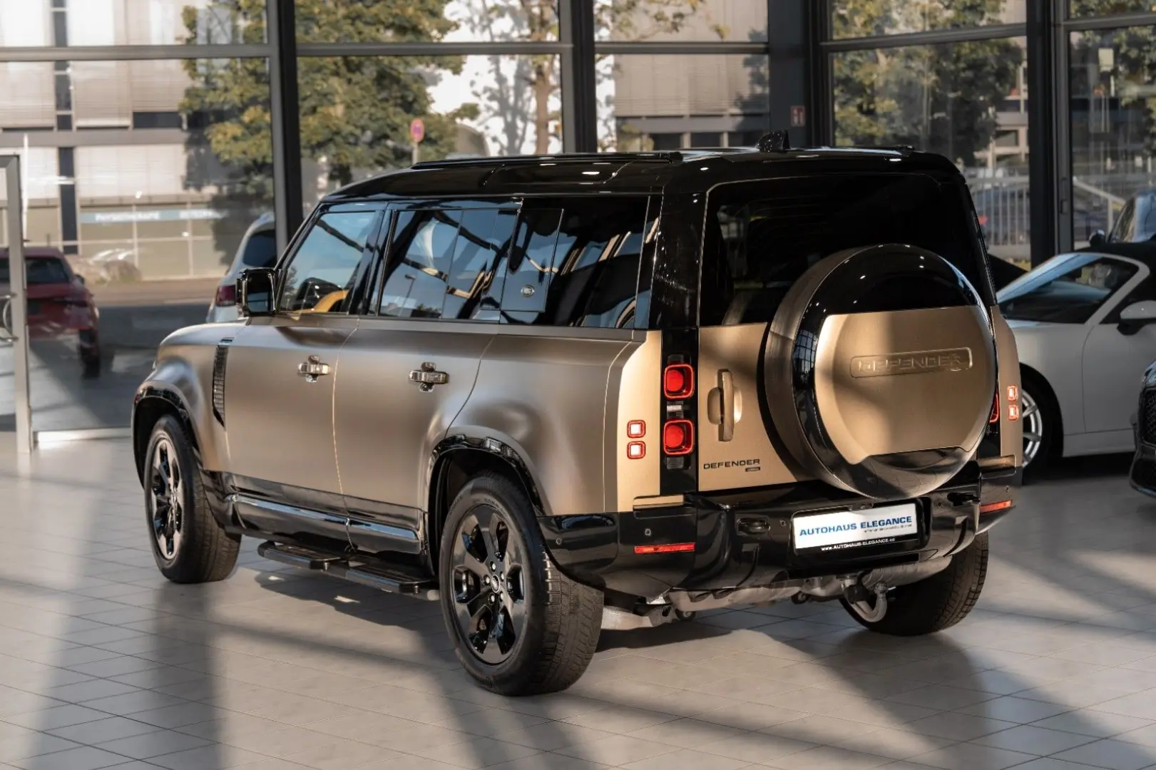 Defender 110 X-Dynamic HSE*MERIDIAN*HUD*14-WEGE*
