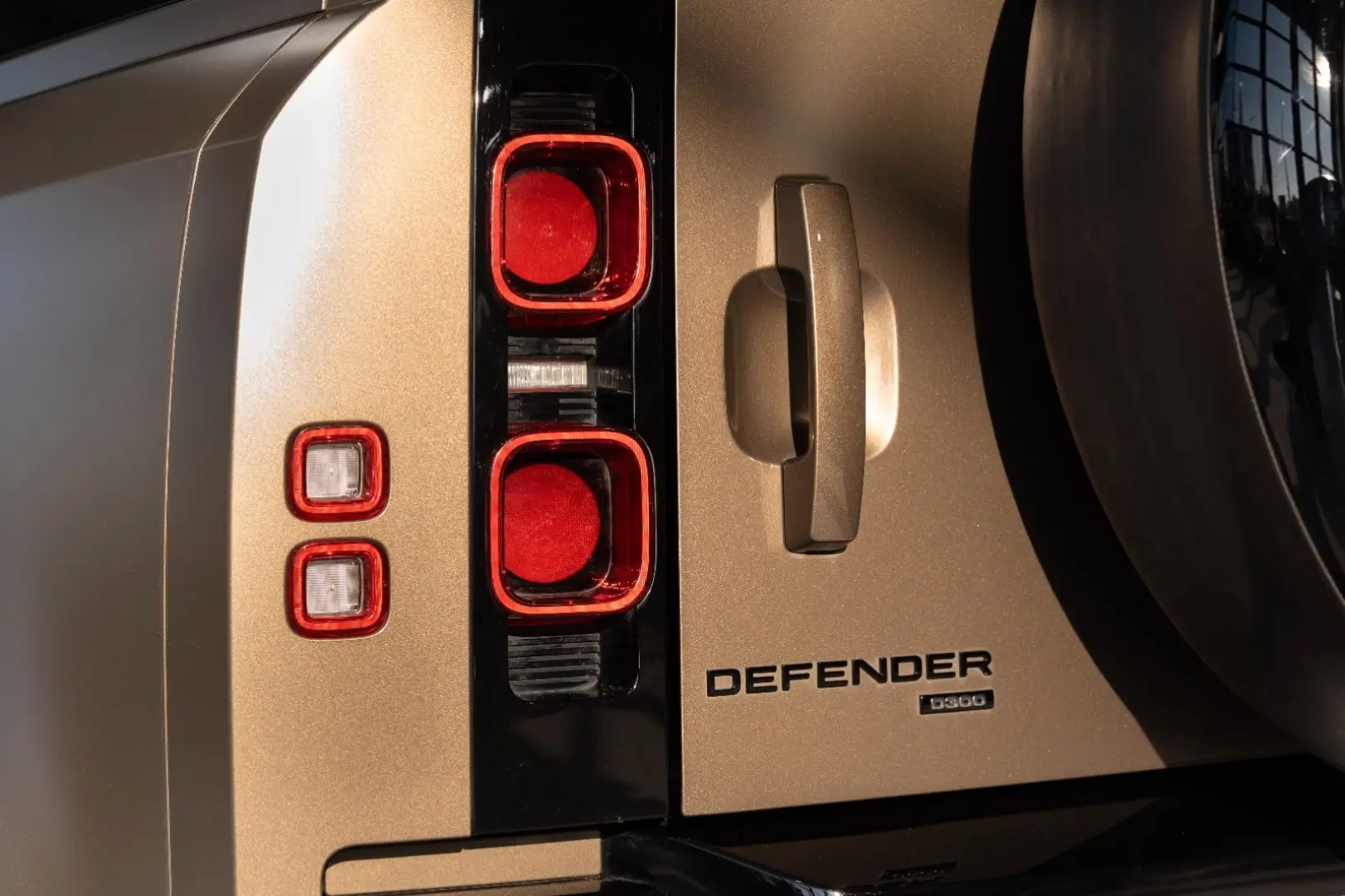Defender 110 X-Dynamic HSE*MERIDIAN*HUD*14-WEGE*